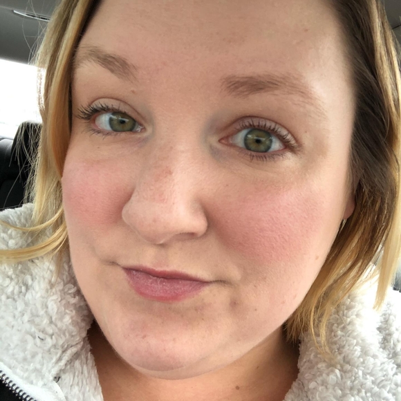 Meet your Posher, Kristan - Picture 1 of 1